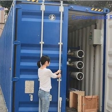 Konteynerli Güneş enerjisi ile çalışan Deniz Suyu Tuzsuzlaştırma Ters Osmoz RO Sistemi Bor delikleri Deniz Suyu Tuzsuzlaştırma Sistemleri