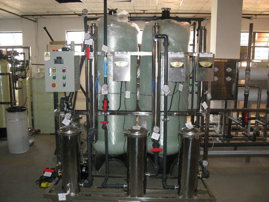 600KG Laboratuvar Deiyonize Su Sistemi, FRP demineralizasyon su arıtma tesisi